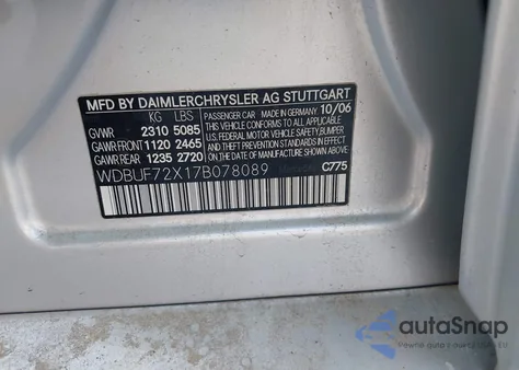 2007 Mercedes-Benz E 550 z USA, uszkodzony, nr VIN WDBUF72X17B078089